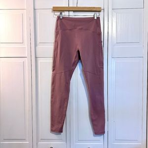 Glyder 7/8 Pocket Legging in Heather Plum